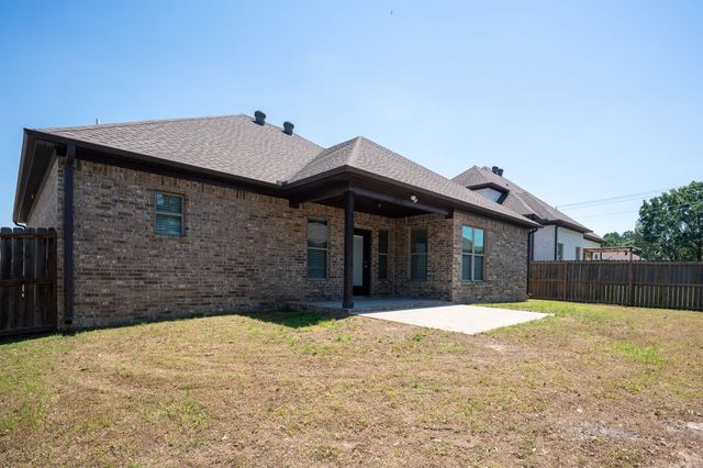1545 Blue Lucerne Drive, Conway, AR 72034