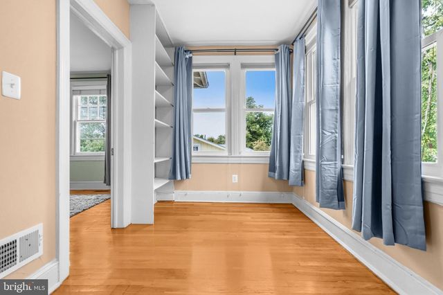 617 FERN PL NW, Washington, DC 20012