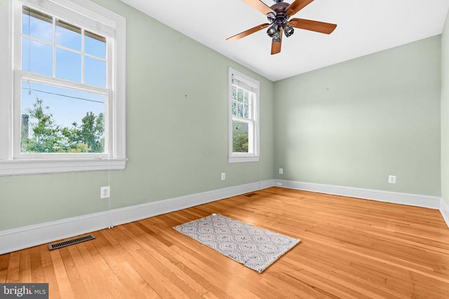 617 FERN PL NW, Washington, DC 20012