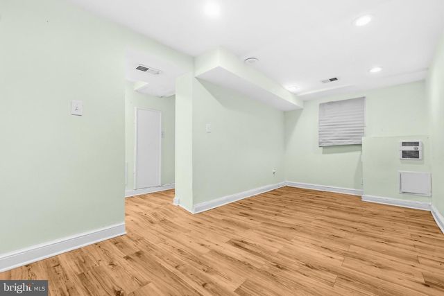 617 FERN PL NW, Washington, DC 20012