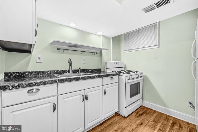 617 FERN PL NW, Washington, DC 20012