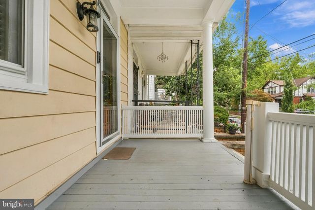 617 FERN PL NW, Washington, DC 20012