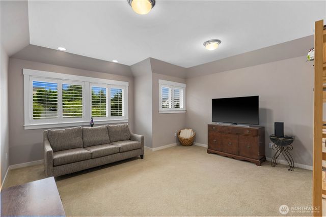 35918 SE Kendall Peak Street, Snoqualmie, WA 98065