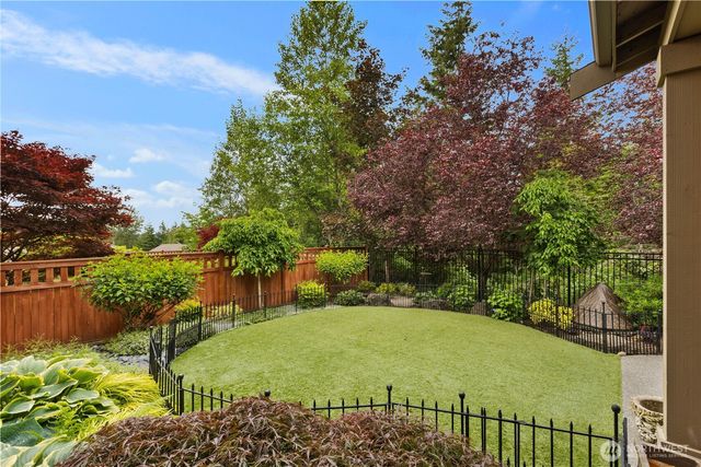 35918 SE Kendall Peak Street, Snoqualmie, WA 98065
