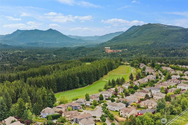 35918 SE Kendall Peak Street, Snoqualmie, WA 98065