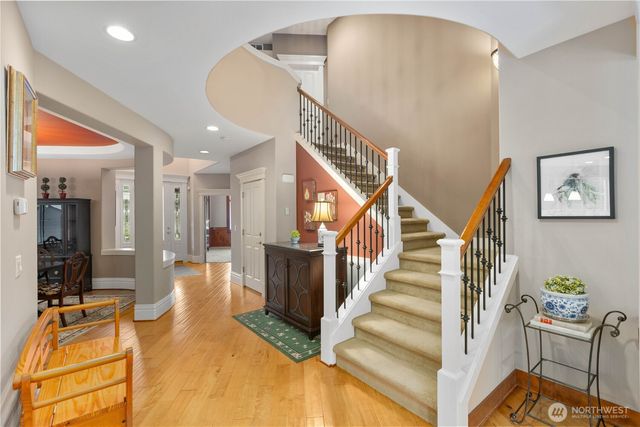 35918 SE Kendall Peak Street, Snoqualmie, WA 98065