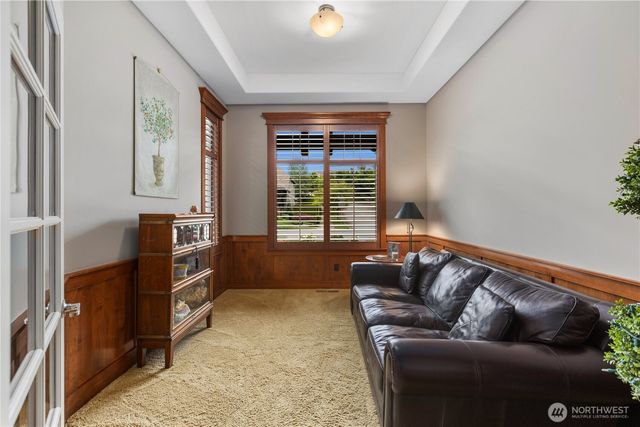 35918 SE Kendall Peak Street, Snoqualmie, WA 98065