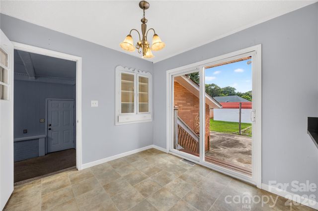 205 Gaddis Drive, Mount Holly, NC 28120