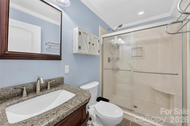 205 Gaddis Drive, Mount Holly, NC 28120