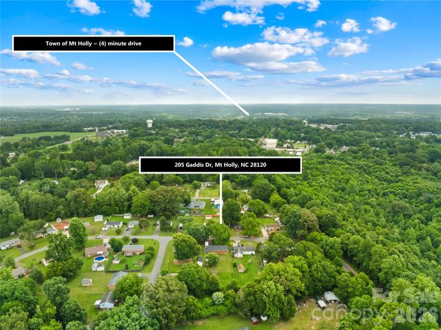 205 Gaddis Drive, Mount Holly, NC 28120