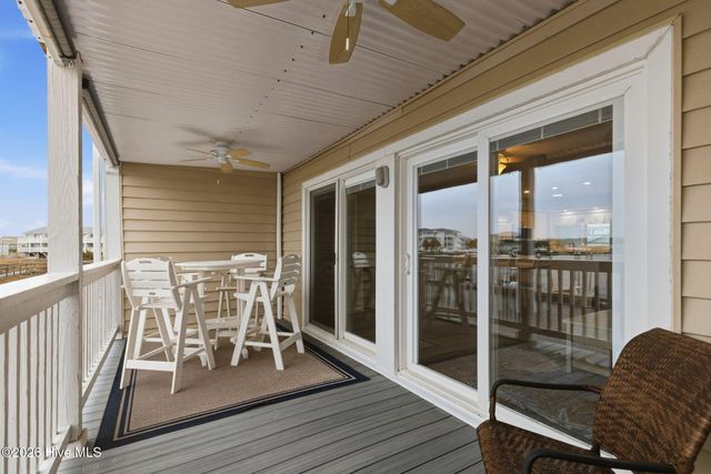 1401 Canal Drive Apt 3, Carolina Beach, NC 28428