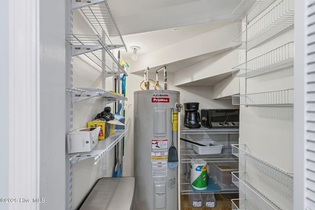 1401 Canal Drive Apt 3, Carolina Beach, NC 28428