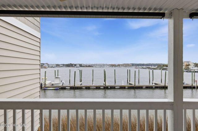 1401 Canal Drive Apt 3, Carolina Beach, NC 28428