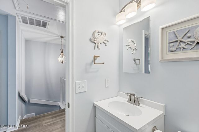 1401 Canal Drive Apt 3, Carolina Beach, NC 28428