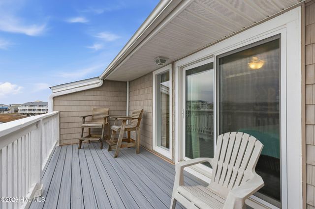 1401 Canal Drive Apt 3, Carolina Beach, NC 28428