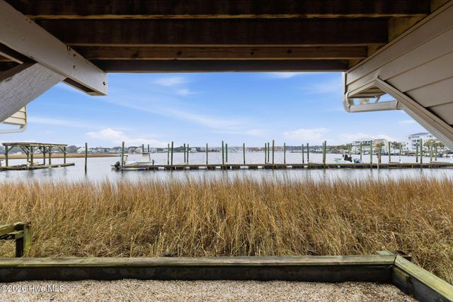 1401 Canal Drive Apt 3, Carolina Beach, NC 28428