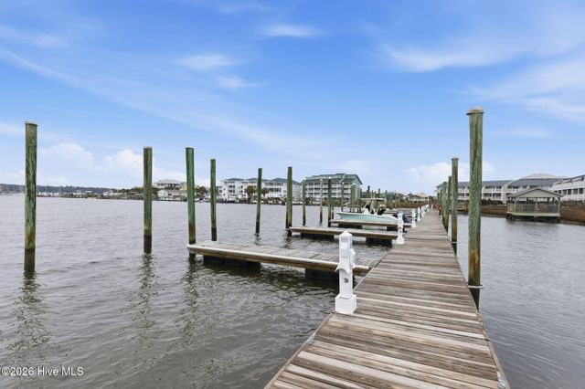 1401 Canal Drive Apt 3, Carolina Beach, NC 28428