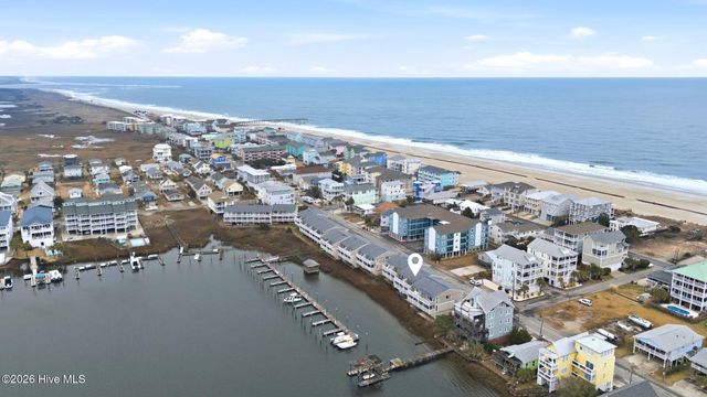 1401 Canal Drive Apt 3, Carolina Beach, NC 28428