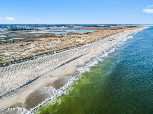 1401 Canal Drive Apt 3, Carolina Beach, NC 28428