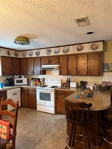 125 Oakview Dr, Houma, LA 70364