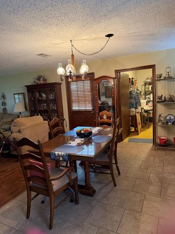 125 Oakview Dr, Houma, LA 70364