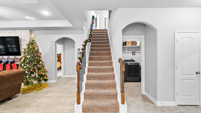 216 Elianne Lace Court, Conroe, TX 77318