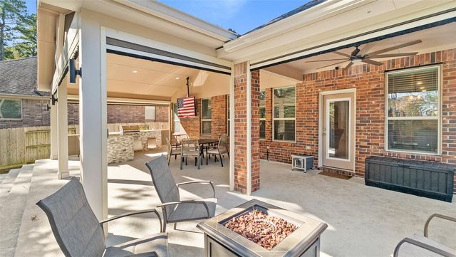 216 Elianne Lace Court, Conroe, TX 77318