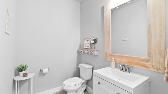 216 Elianne Lace Court, Conroe, TX 77318