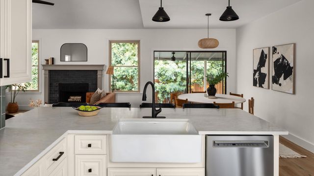 11804 Prairie Hen LN, Austin, TX 78758