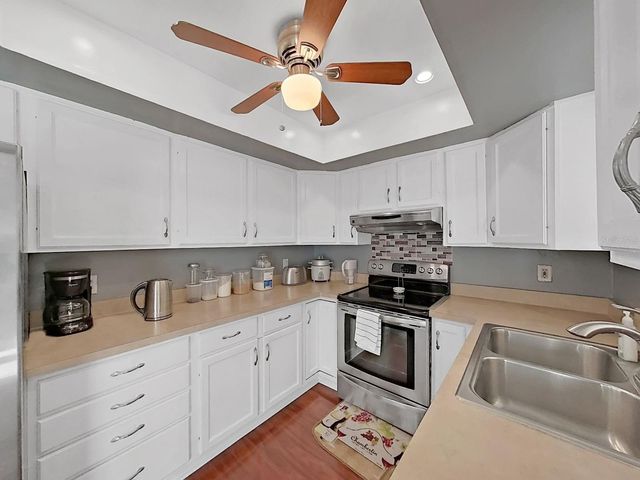 700 STARKEY ROAD 824, Largo, FL 33771