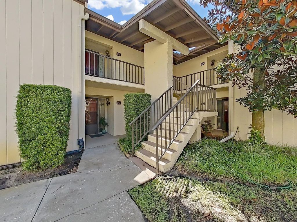 700 STARKEY ROAD 824, Largo, FL 33771