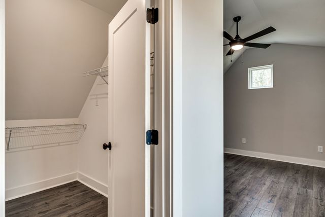 926 E Old Hickory Blvd, Madison, TN 37115