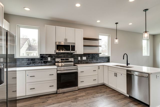 926 E Old Hickory Blvd, Madison, TN 37115