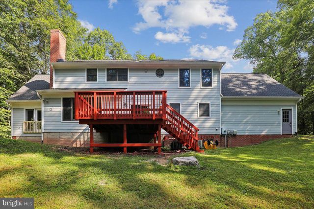 8253 HONEYSUCKLE RD, Manassas, VA 20112