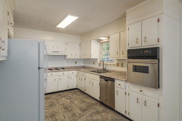 9422 Fuller Road, Chattanooga, TN 37421