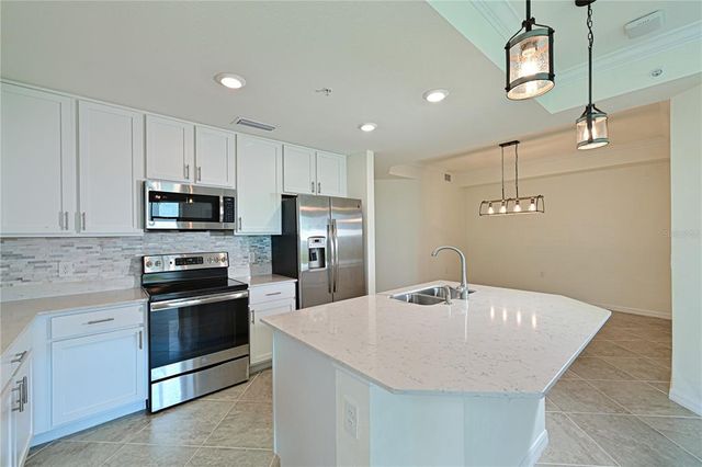 1020 TIDEWATER SHORES LOOP 108, Bradenton, FL 34208