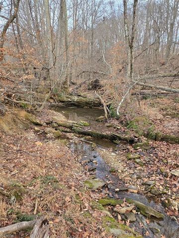 2790 Mountain View Church Road, King, NC 27021