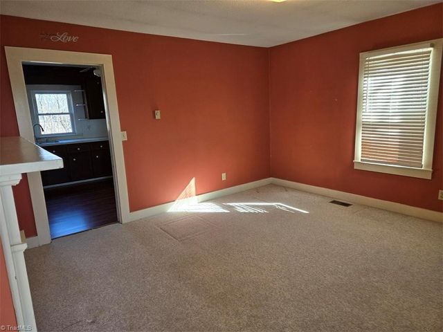 2790 Mountain View Church Road, King, NC 27021