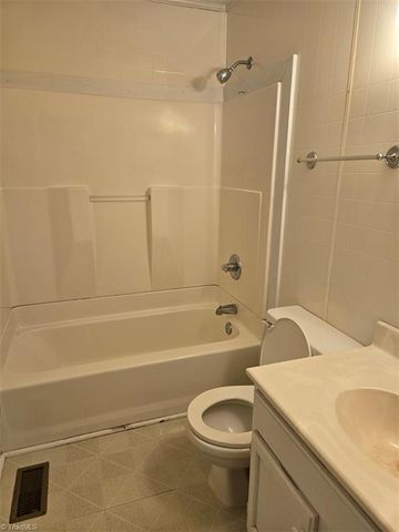 2790 Mountain View Church Road, King, NC 27021