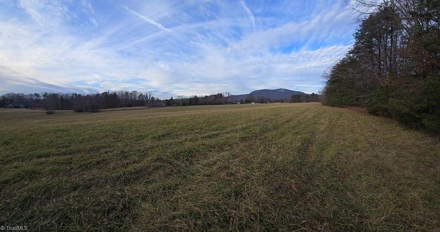 2790 Mountain View Church Road, King, NC 27021