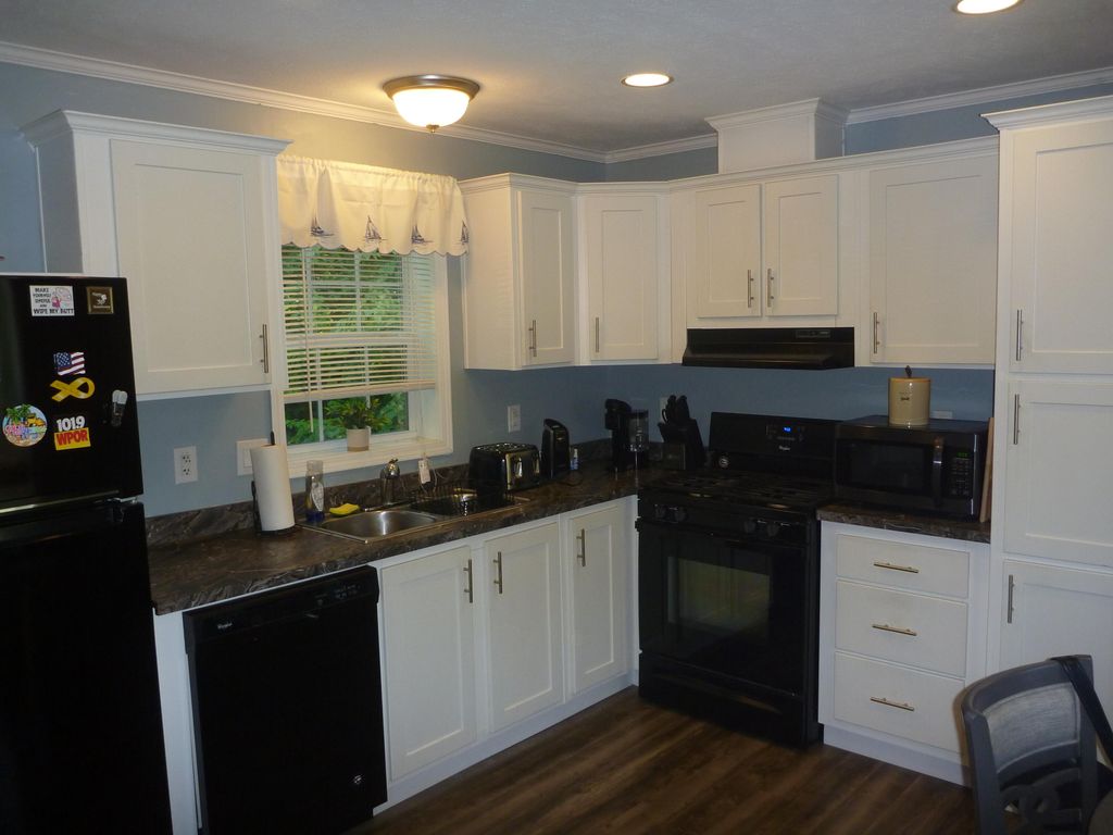 27 Carroll Avenue, Standish, ME 04084 — photo 3