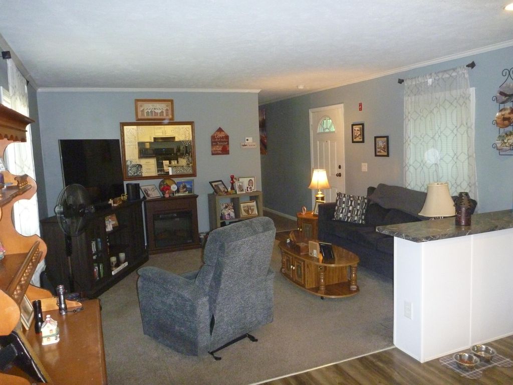 27 Carroll Avenue, Standish, ME 04084 — photo 4