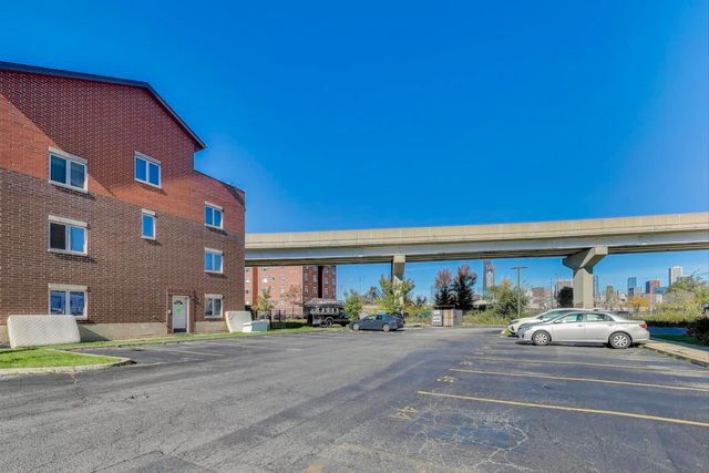 1828 S Wentworth Avenue 3B, Chicago, IL 60616