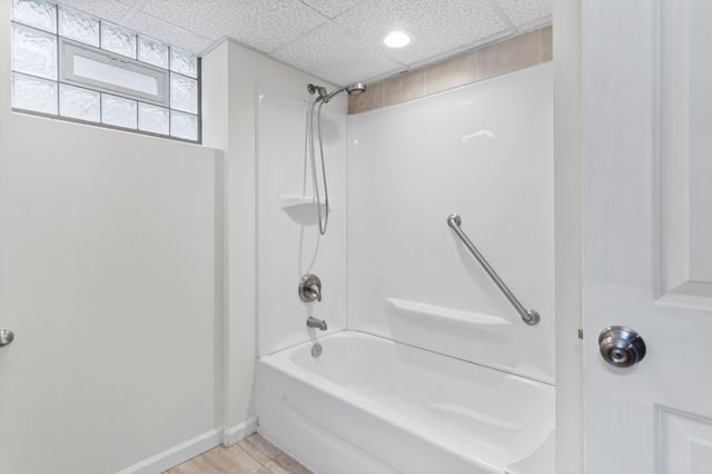 5728 28th Avenue S, Minneapolis, MN 55417