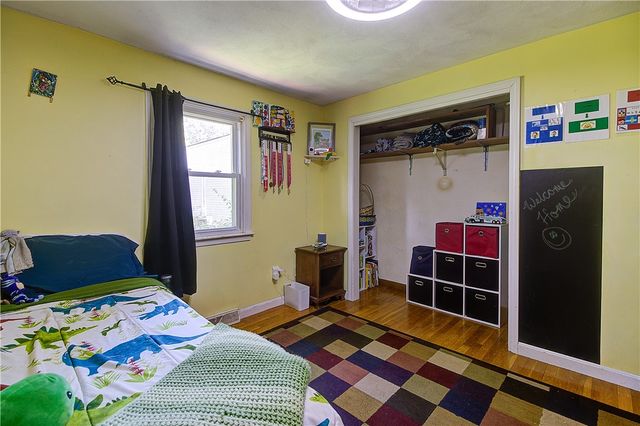 55 Marshall Avenue, Warwick, RI 02886