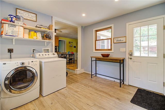 55 Marshall Avenue, Warwick, RI 02886
