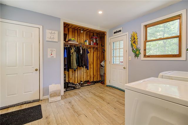55 Marshall Avenue, Warwick, RI 02886