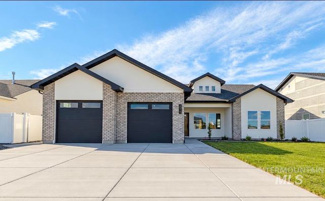 2015 Trae St, Jerome, ID 83338 property photo