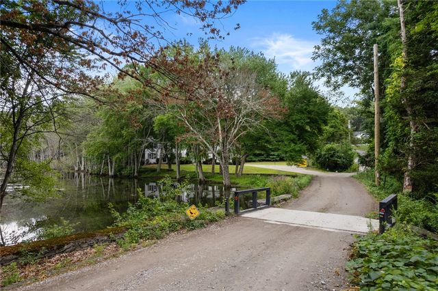 109 Scott Road, Cumberland, RI 02864