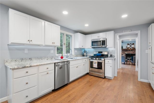 109 Scott Road, Cumberland, RI 02864